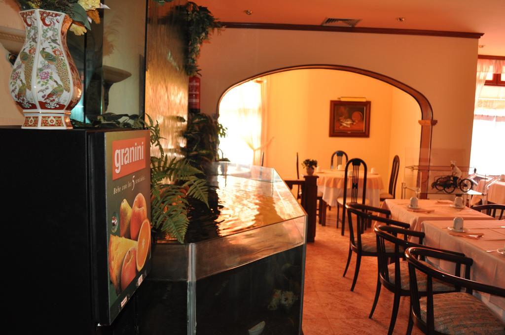 Hotel Pelayo Isla Bagian luar foto