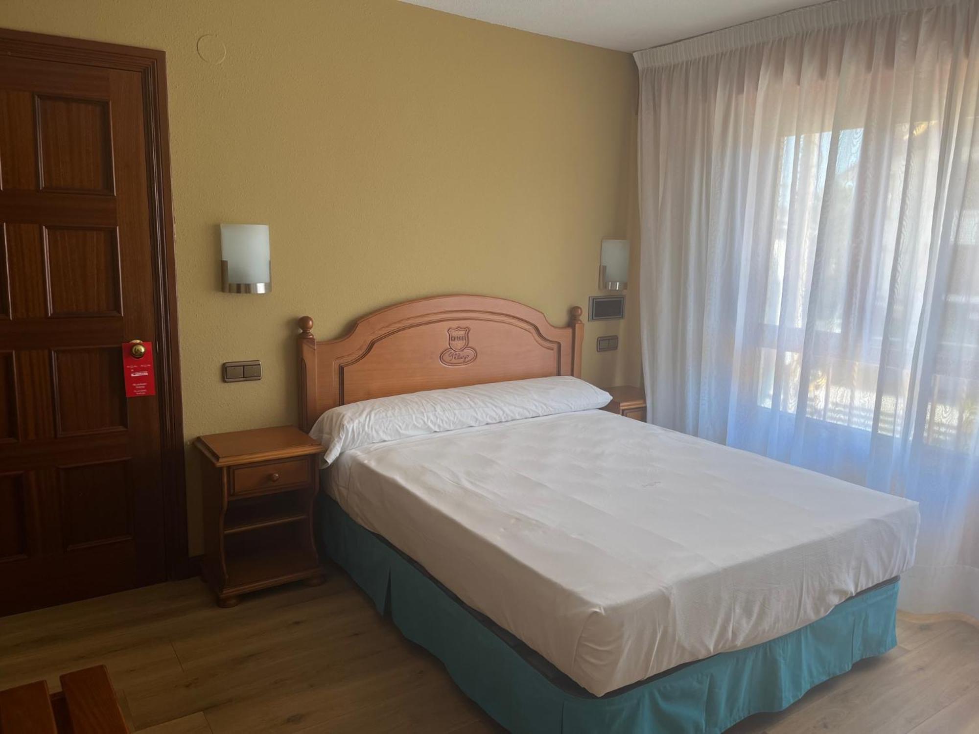Hotel Pelayo Isla Bagian luar foto